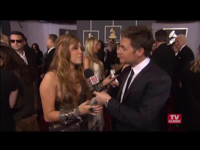 Grammys 2011- Miley Cyrus 154