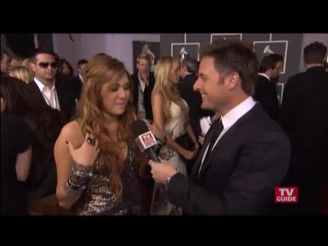 Grammys 2011- Miley Cyrus 166