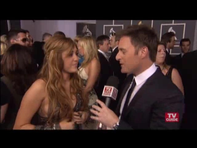 Grammys 2011- Miley Cyrus 184