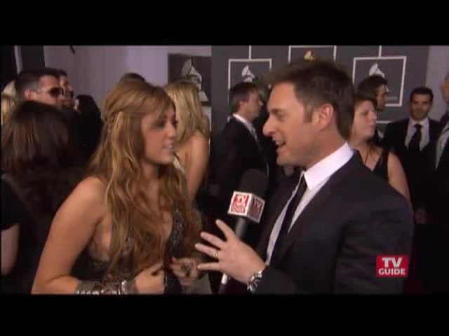Grammys 2011- Miley Cyrus 186