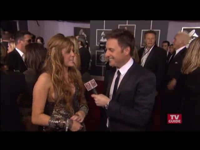 Grammys 2011- Miley Cyrus 216