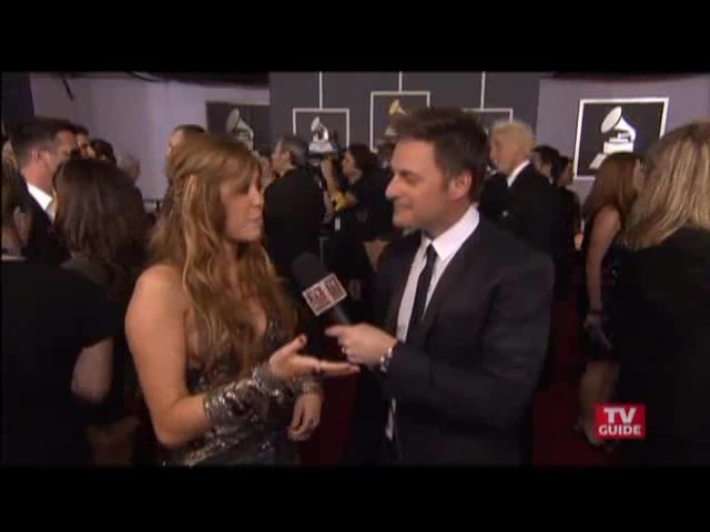 Grammys 2011- Miley Cyrus 228
