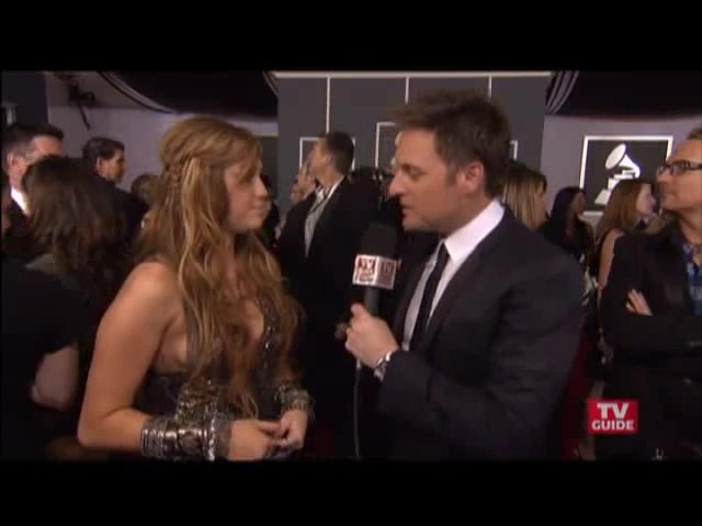 Grammys 2011- Miley Cyrus 247