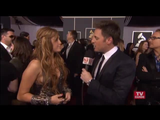 Grammys 2011- Miley Cyrus 248