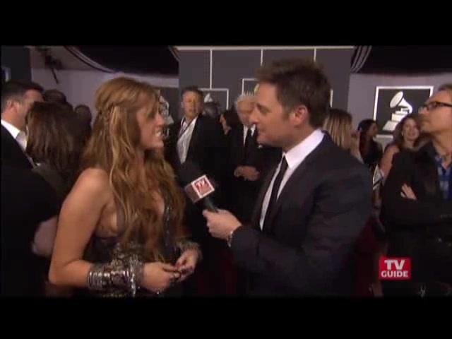 Grammys 2011- Miley Cyrus 251