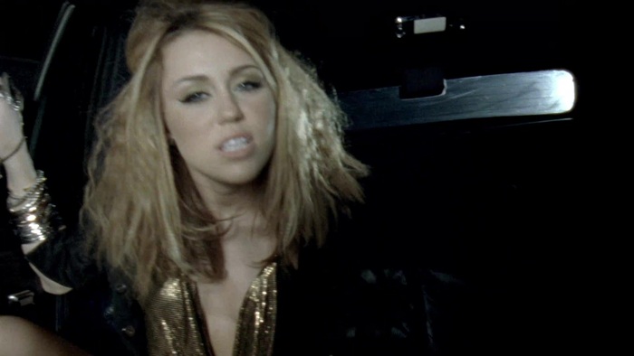Miley Cyrus - Who Owns My Heart 0399
