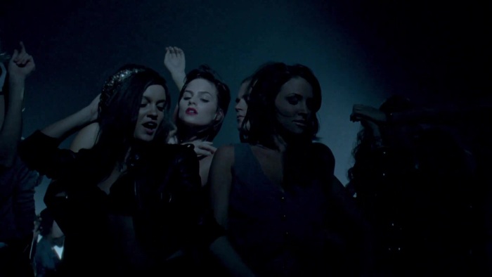Miley Cyrus - Who Owns My Heart 0496