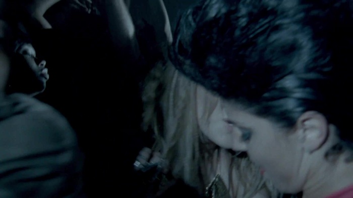 Miley Cyrus - Who Owns My Heart 0600 - 0-0Miley Cyrus - Who Owns My Heart 2