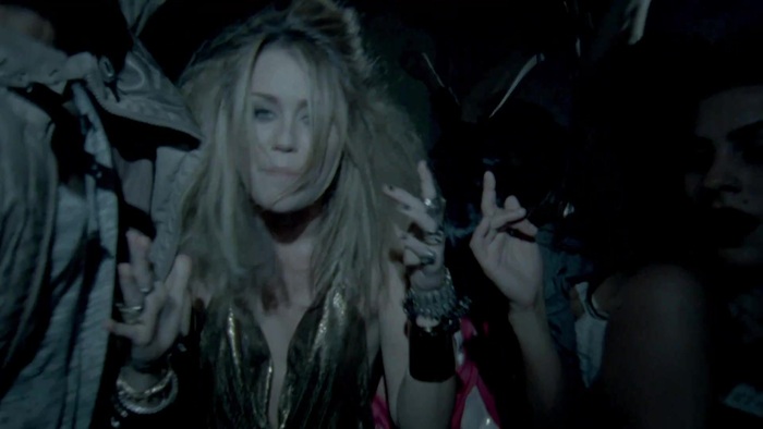 Miley Cyrus - Who Owns My Heart 0622 - 0-0Miley Cyrus - Who Owns My Heart 2