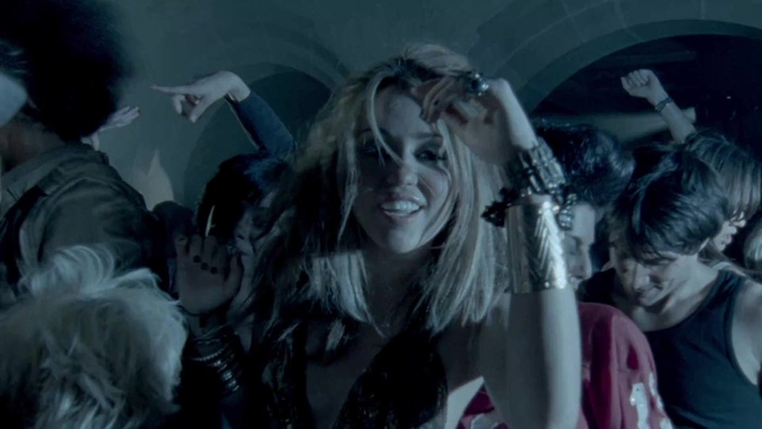 Miley Cyrus - Who Owns My Heart 0656 - 0-0Miley Cyrus - Who Owns My Heart 2