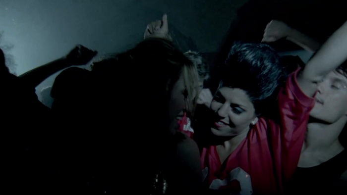 Miley Cyrus - Who Owns My Heart 0672 - 0-0Miley Cyrus - Who Owns My Heart 2