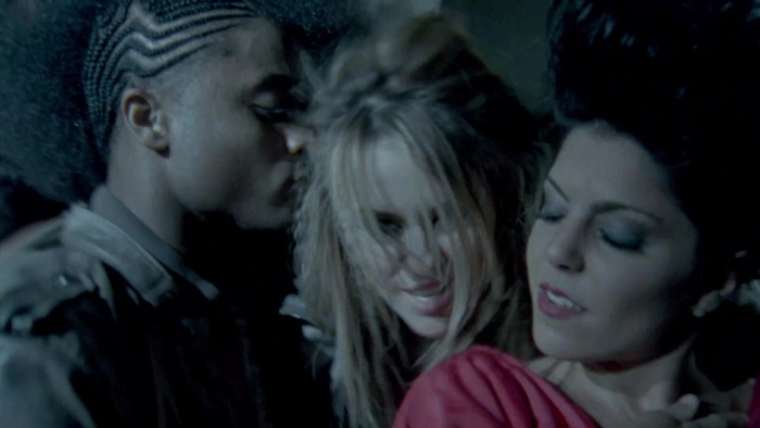 Miley Cyrus - Who Owns My Heart 0683 - 0-0Miley Cyrus - Who Owns My Heart 2