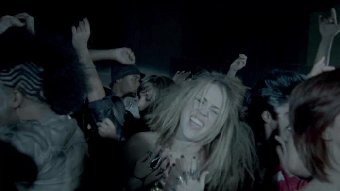 Miley Cyrus - Who Owns My Heart 0713 - 0-0Miley Cyrus - Who Owns My Heart 2