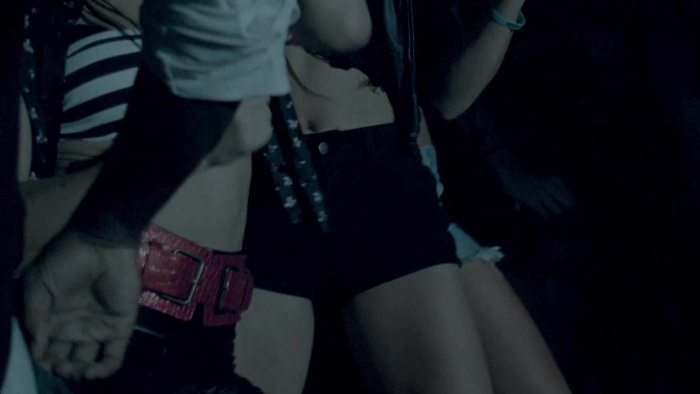 Miley Cyrus - Who Owns My Heart 0725 - 0-0Miley Cyrus - Who Owns My Heart 2