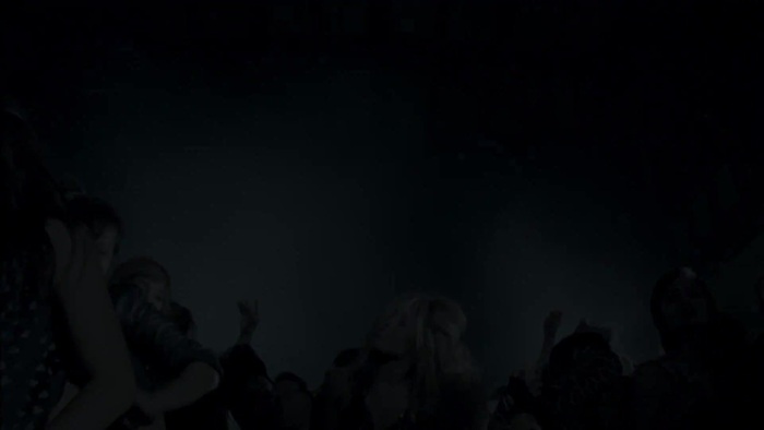 Miley Cyrus - Who Owns My Heart 0826