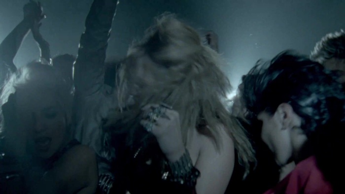 Miley Cyrus - Who Owns My Heart 0854 - 0-0Miley Cyrus - Who Owns My Heart 2