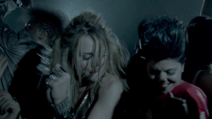Miley Cyrus - Who Owns My Heart 0875 - 0-0Miley Cyrus - Who Owns My Heart 2