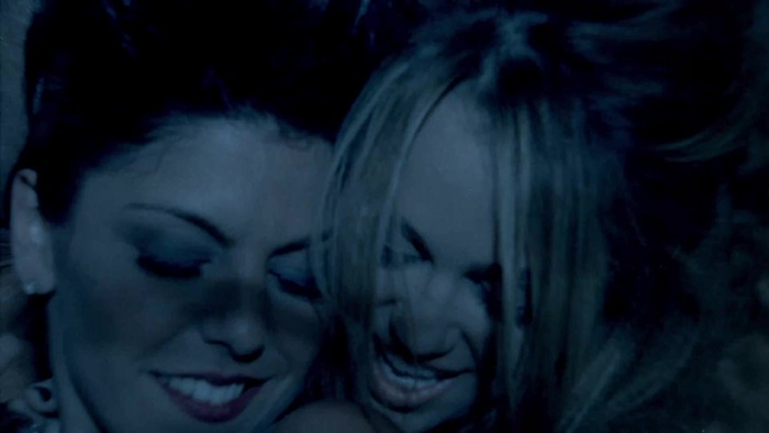Miley Cyrus - Who Owns My Heart 0985