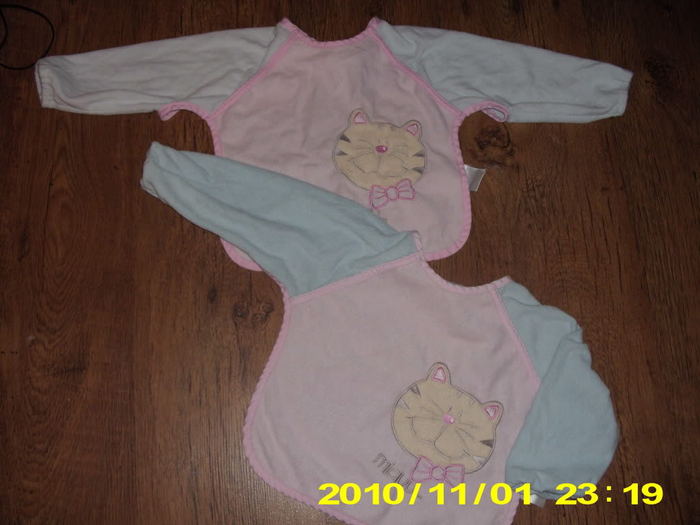 7 RON BUC DIV MODELE; IMPERMEABILE PT FRUCTE SI NU NUMAI ...BEBE MANANCA SINGUR SAU ACTIVITATI CREATIVE -PICTURA ,LUCRU MA
