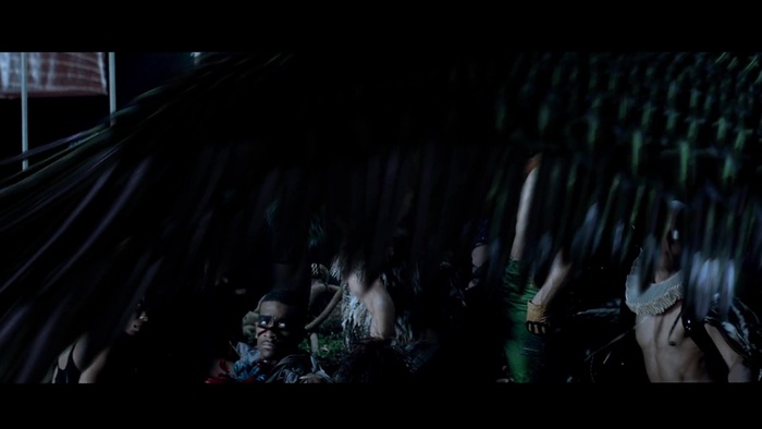 Miley Cyrus - Can&#39;t Be Tamed 180