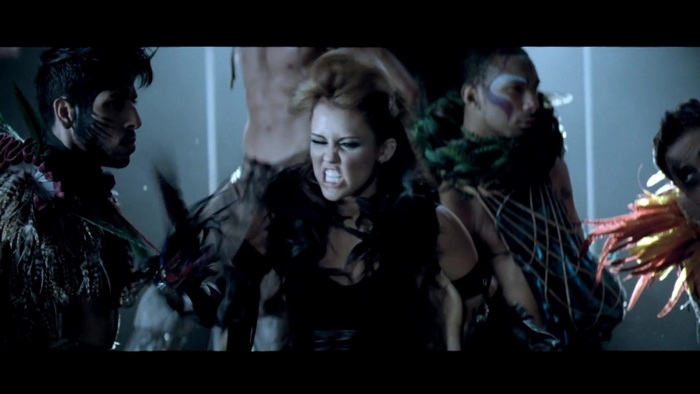 Miley Cyrus - Can&#39;t Be Tamed 205