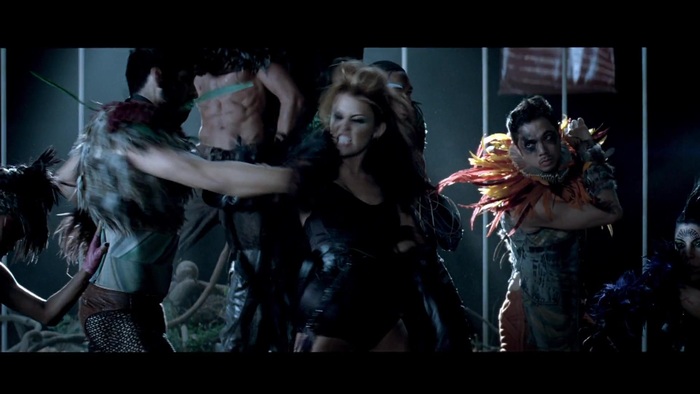 Miley Cyrus - Can&#39;t Be Tamed 220