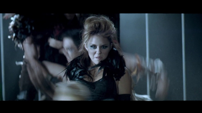 Miley Cyrus - Can&#39;t Be Tamed 235