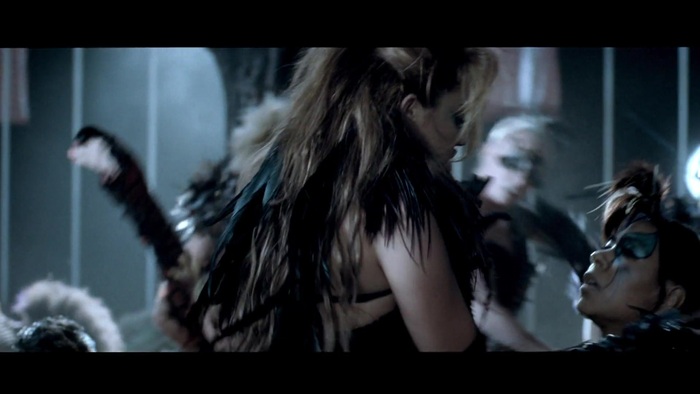 Miley Cyrus - Can&#39;t Be Tamed 260