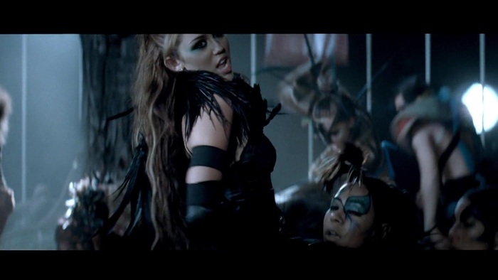 Miley Cyrus - Can&#39;t Be Tamed 266