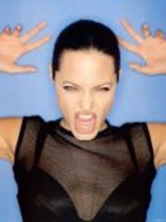 angelina_jolie_28