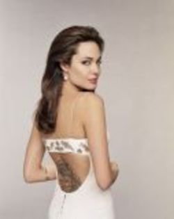 angelina_jolie_52