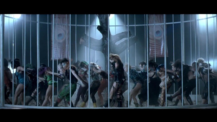Miley Cyrus - Can&#39;t Be Tamed 305