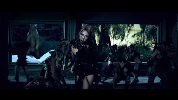 Miley Cyrus - Can&#39;t Be Tamed 359