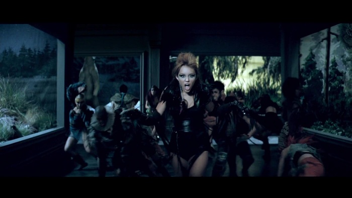 Miley Cyrus - Can&#39;t Be Tamed 373