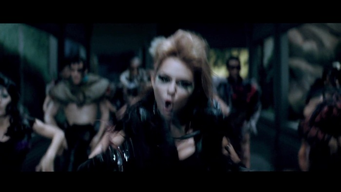 Miley Cyrus - Can&#39;t Be Tamed 429