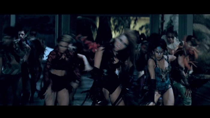 Miley Cyrus - Can&#39;t Be Tamed 488