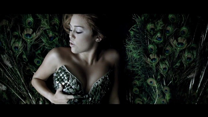 Miley Cyrus - Can&#39;t Be Tamed 516