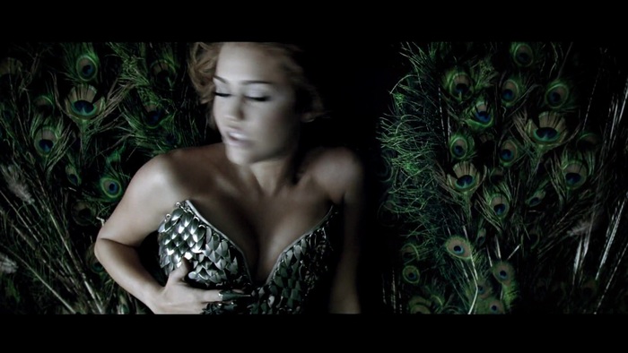 Miley Cyrus - Can&#39;t Be Tamed 517