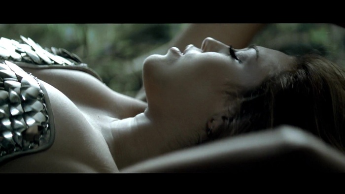 Miley Cyrus - Can&#39;t Be Tamed 528