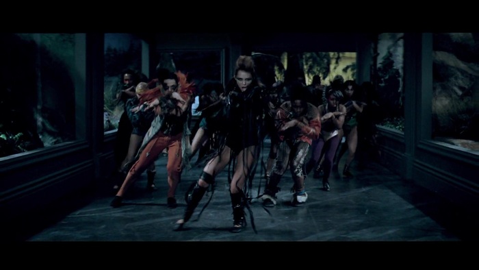 Miley Cyrus - Can&#39;t Be Tamed 572