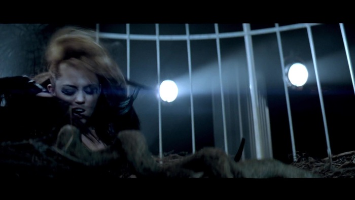 Miley Cyrus - Can&#39;t Be Tamed 596