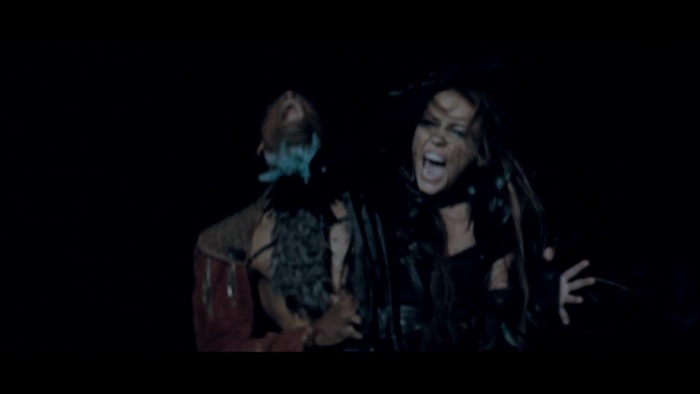 Miley Cyrus - Can&#39;t Be Tamed 615