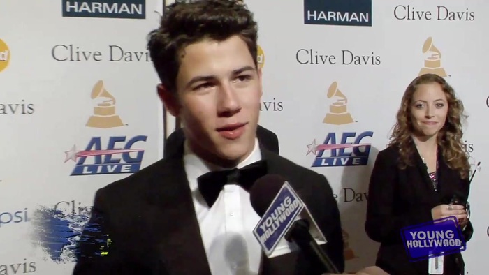 Nick Jonas. Miley Cyrus. Keri Hilson on their favorite GRAMMY artist 0140