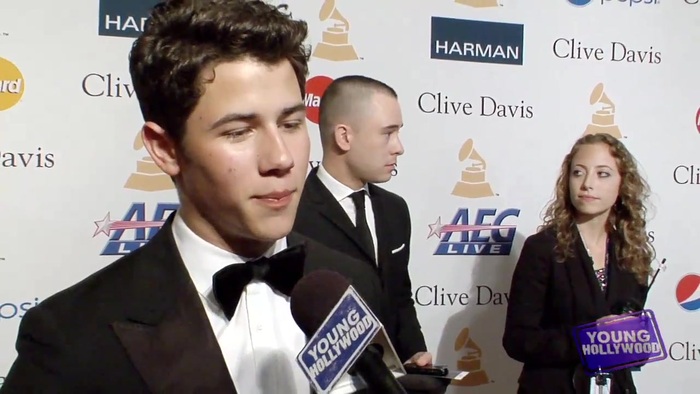 Nick Jonas. Miley Cyrus. Keri Hilson on their favorite GRAMMY artist 0164