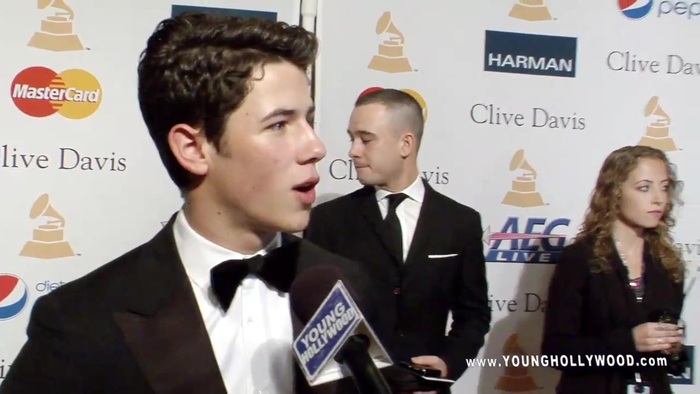 Nick Jonas. Miley Cyrus. Keri Hilson on their favorite GRAMMY artist 0186