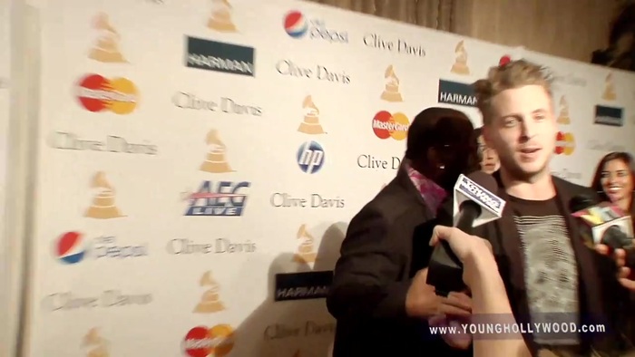 Nick Jonas. Miley Cyrus. Keri Hilson on their favorite GRAMMY artist 0379