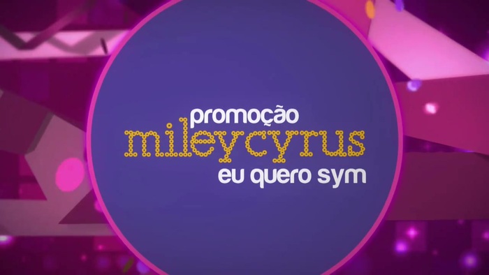 Miley Cyrus - Futebol #EuQueroSYM 031