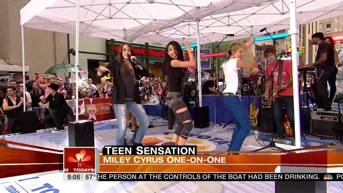 Miley Cyrus . HD 1080ip -  Interview   .live Today Show.HD 0174