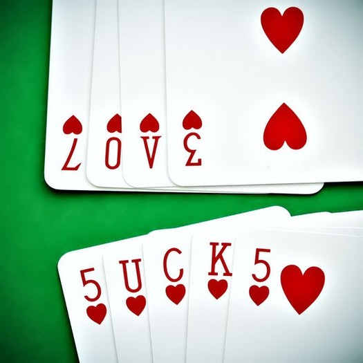 Love-sucks-by-meppol-on-deviantART-Other-Love-heatr-heart-photo-leti-hot-hearts_large - Danut           iubire