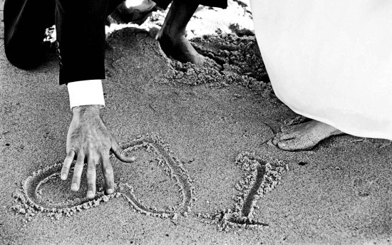 Q-Love-angie56-love-in-the-aer-Romantic-1-eyes_large - Danut           iubire